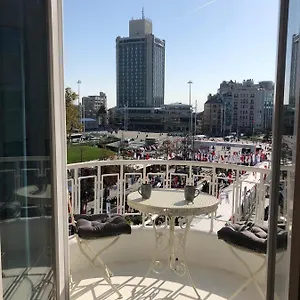 Great View Of Taksim Square, Luxury Furnished On Main Street Of Taksim, Partial Sea View Стамбул